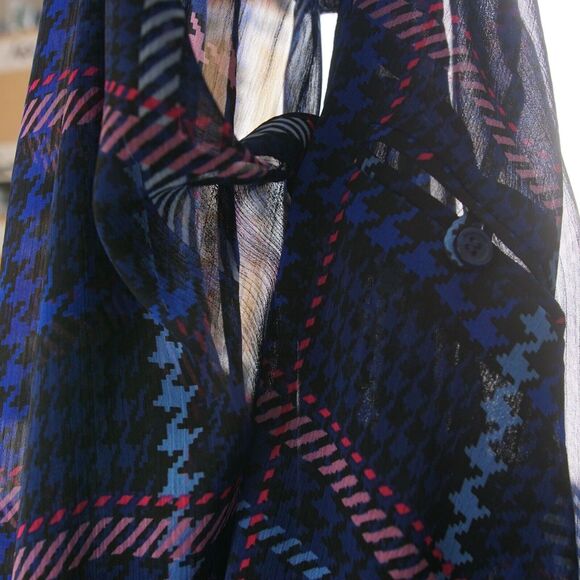 Kut From The Kloth Long Sleeve Houndstooth Plaid Sheer Button Blouse L - Picture 10 of 11